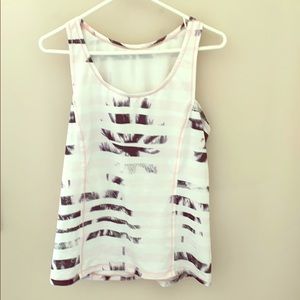 Rare - Lululemon tank